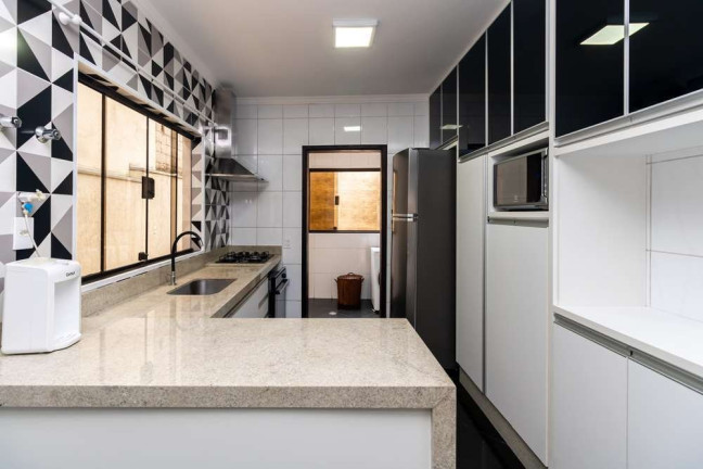 Imagem Casa com 3 Quartos à Venda, 221 m² em Vila Ivg - São Paulo