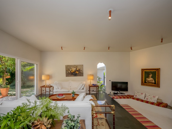 Casa com 4 Quartos à Venda, 295 m² em Real Parque - São Paulo