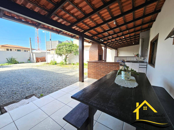 Imagem Casa com 3 Quartos à Venda, 400 m² em Centro - Balneário Barra Do Sul Imagem Casa com 3 Quartos à Venda, 400 m² em Centro - Balneário Barra Do Sul