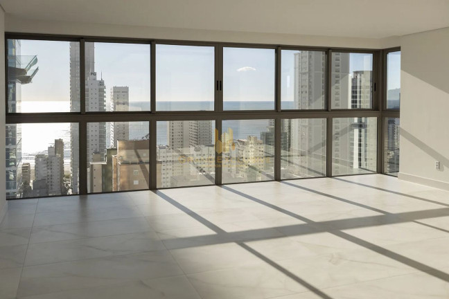 Imagem Apartamento com 4 Quartos à Venda, 167 m² em Centro - Balneário Camboriú