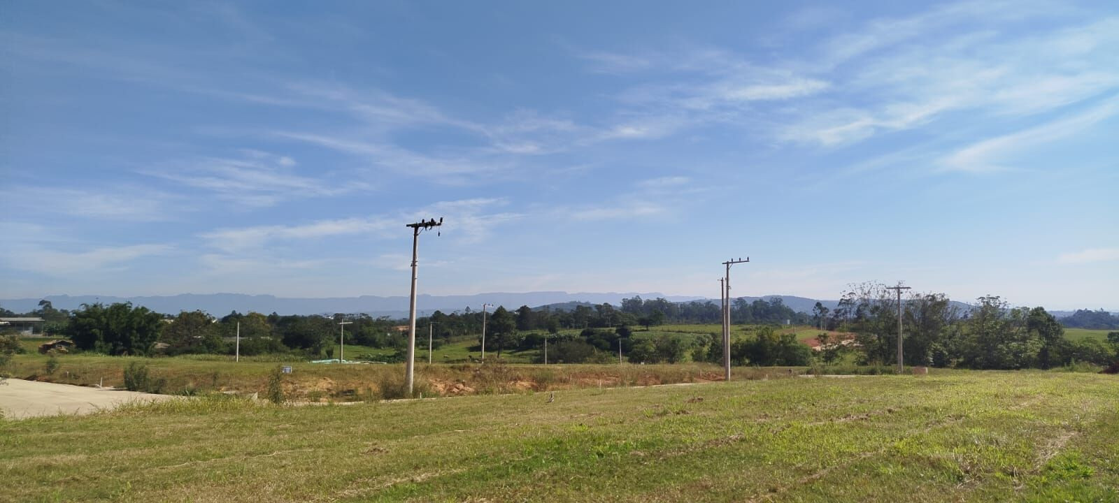 Imagem Terreno à Venda, 362 m² em Primeira Linha - Criciúma Imagem Terreno à Venda, 362 m² em Primeira Linha - Criciúma