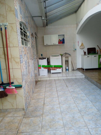Imagem Sobrado com 3 Quartos à Venda, 250 m² em Centro - Caçapava