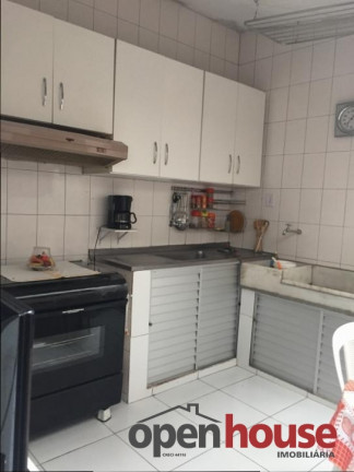 Imagem Casa com 3 Quartos à Venda, 203 m² em Candelária - Natal Imagem Casa com 3 Quartos à Venda, 203 m² em Candelária - Natal