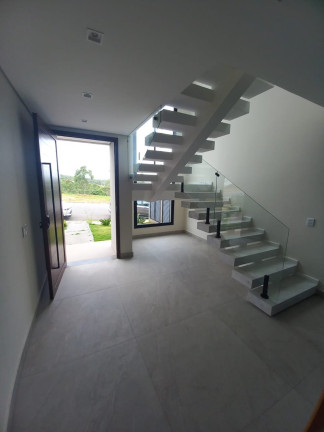 Imagem Casa com 3 Quartos à Venda, 250 m² em Cezar De Souza - Mogi Das Cruzes Imagem Casa com 3 Quartos à Venda, 250 m² em Cezar De Souza - Mogi Das Cruzes