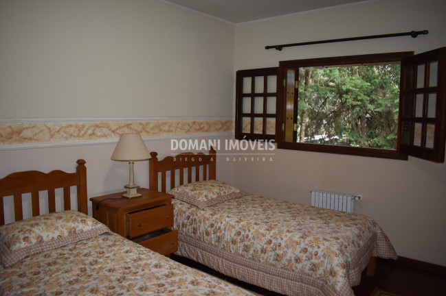 Imagem Imóvel com 4 Quartos à Venda, 300 m² em Região De Capivari - Campos Do Jordão Imagem Imóvel com 4 Quartos à Venda, 300 m² em Região De Capivari - Campos Do Jordão