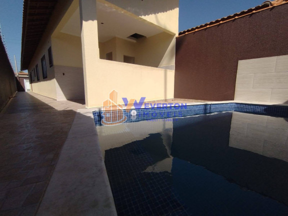 Casa com 3 Quartos à Venda,  em Vila Atlântica - Mongaguá