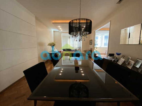 Imagem Apartamento com 3 Quartos à Venda, 220 m² em Copacabana - Rio De Janeiro Imagem Apartamento com 3 Quartos à Venda, 220 m² em Copacabana - Rio De Janeiro