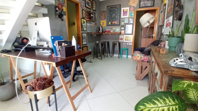 Imagem Casa com 3 Quartos à Venda, 120 m² em Horto Florestal - São Paulo Imagem Casa com 3 Quartos à Venda, 120 m² em Horto Florestal - São Paulo