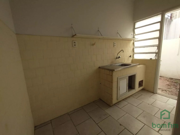 Imagem Apartamento com 1 Quarto para Alugar, 27 m² em Petrópolis - Porto Alegre
