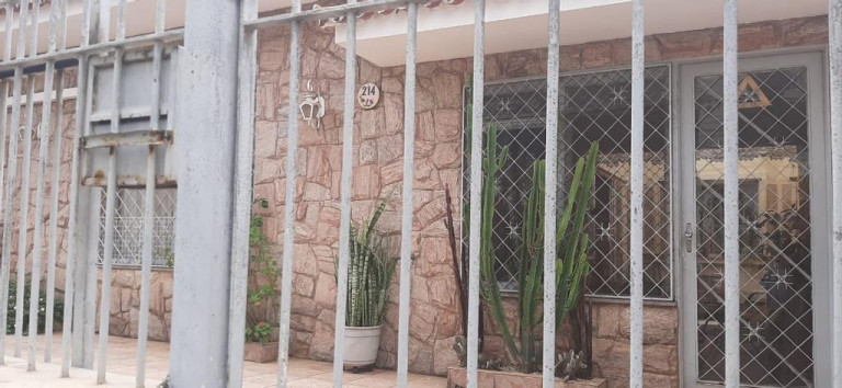Imagem Imóvel com 4 Quartos à Venda, 160 m² em Vila Itapura - Campinas