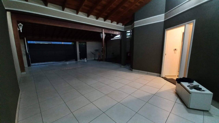 Imagem Casa com 3 Quartos à Venda, 250 m² em Jardim Paulista - Bauru