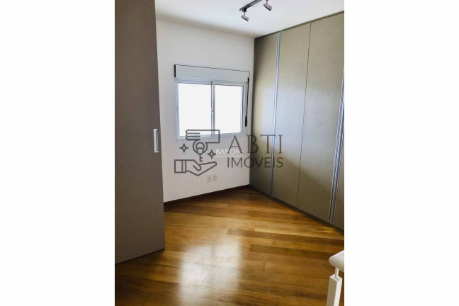Imagem Apartamento com 2 Quartos à Venda, 70 m² em Moema - São Paulo