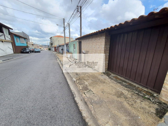 Casa com 4 Quartos à Venda,  em Parque Brasil - Bragança Paulista