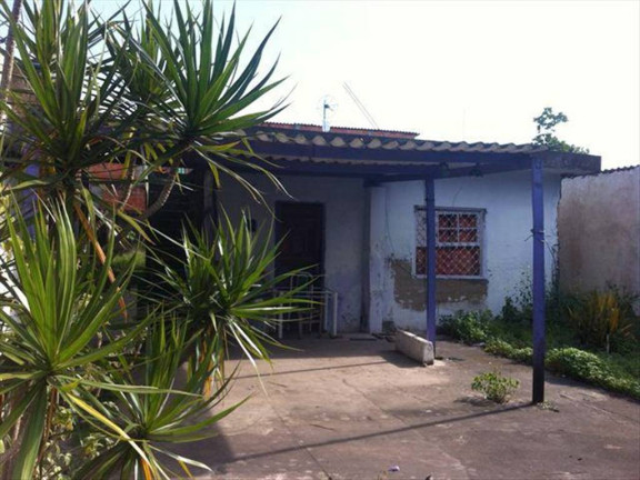 Terreno à Venda, 270 m² em Jockei Clube - Sao Vicente