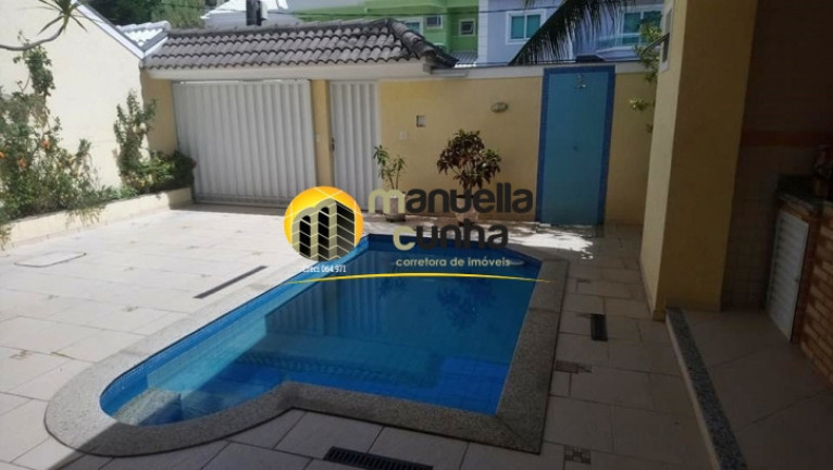 Imagem Casa de Condomínio com 4 Quartos à Venda, em Pechincha - Rio De Janeiro Imagem Casa de Condomínio com 4 Quartos à Venda, em Pechincha - Rio De Janeiro