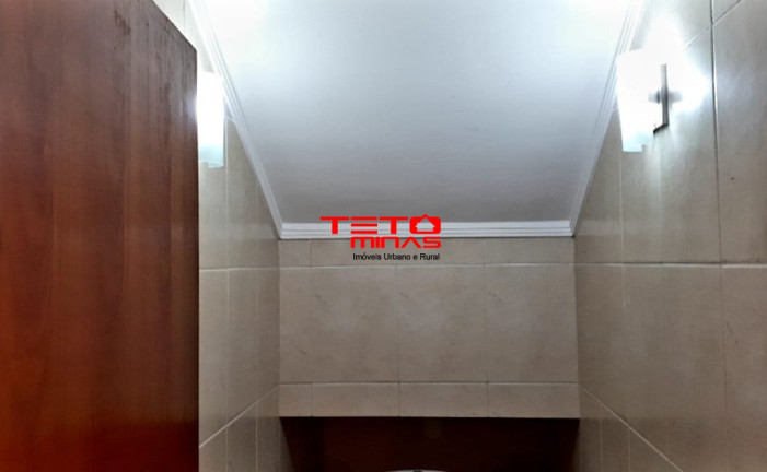 Imagem Casa com 4 Quartos à Venda, 360 m² em São Lourenço - São Lourenço