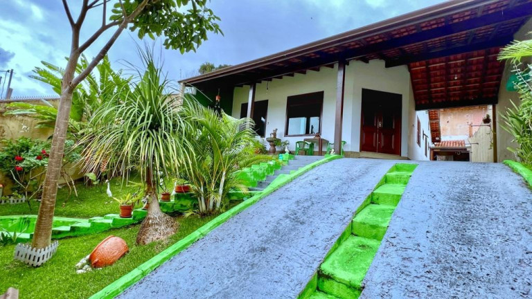 Casa com 3 Quartos à Venda, 180 m² em Vila Sao Joao - Piedade
