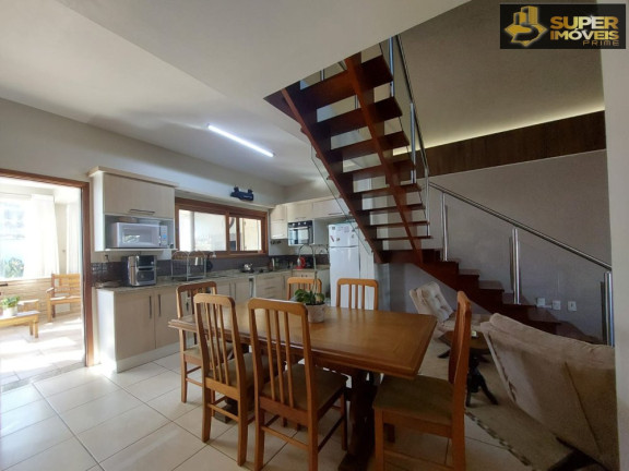 Imagem Casa com 4 Quartos à Venda, 202 m² em Três Vendas - Pelotas Imagem Casa com 4 Quartos à Venda, 202 m² em Três Vendas - Pelotas