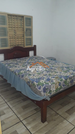 Imagem Imóvel com 2 Quartos à Venda, 130 m² em Parque Das Laranjeiras - Mogi Mirim Imagem Imóvel com 2 Quartos à Venda, 130 m² em Parque Das Laranjeiras - Mogi Mirim
