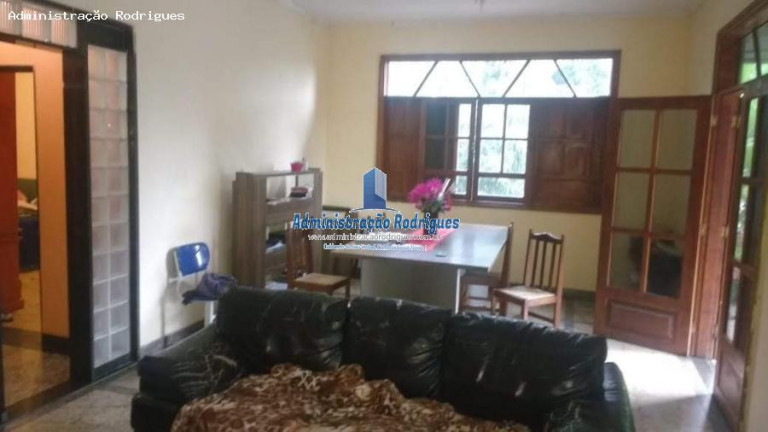 Imagem Casa com 3 Quartos à Venda, 750 m² em Laranjal - São Gonçalo Imagem Casa com 3 Quartos à Venda, 750 m² em Laranjal - São Gonçalo