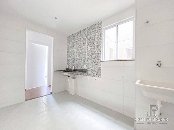 Imagem Apartamento com 2 Quartos à Venda, 46 m² em Cascata Do Imbuí - Teresópolis