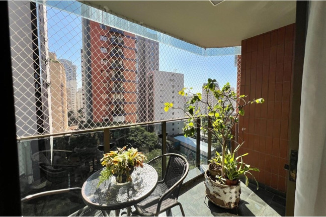 Imagem Apartamento com 3 Quartos à Venda, 163 m² em Itaim Bibi - São Paulo