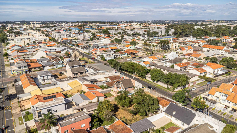 Imagem Terreno à Venda, 839 m² em Novo Mundo - Curitiba Imagem Terreno à Venda, 839 m² em Novo Mundo - Curitiba