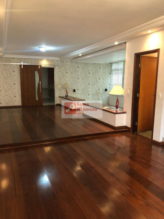 Sobrado com 3 Quartos à Venda, 456 m² em Vila Floresta - Santo André
