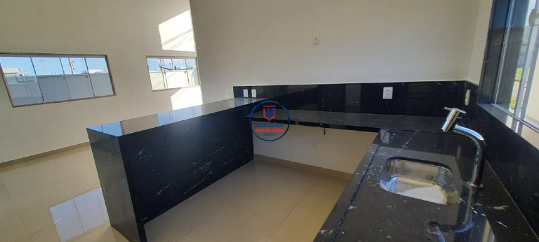 Imagem Casa com 3 Quartos para Alugar ou Temporada, 120 m² em Cajupiranga - Parnamirim