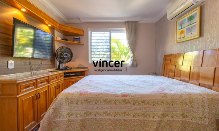 Imagem Casa com 3 Quartos à Venda, 186 m² em Goiânia 2 - Goiânia