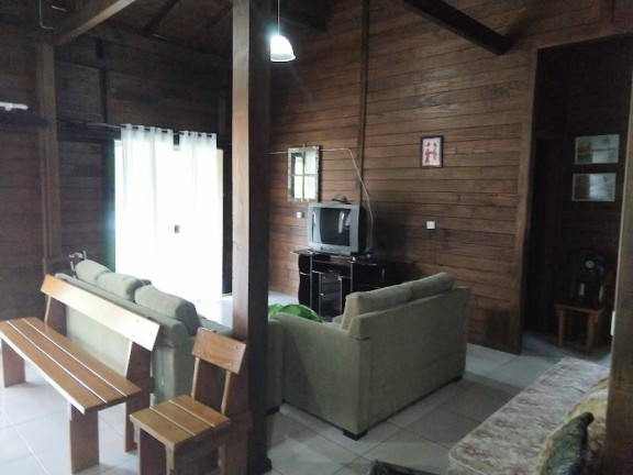Imagem Casa com 3 Quartos para Temporada, 85 m² em Bombas - Bombinhas Imagem Casa com 3 Quartos para Temporada, 85 m² em Bombas - Bombinhas