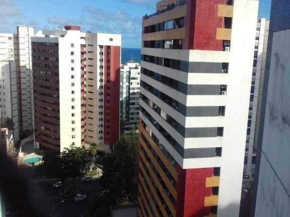 Imagem Apartamento com 2 Quartos à Venda, 65 m² em Pituba - Salvador