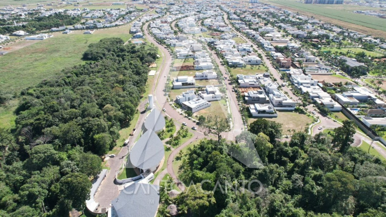 Terreno à Venda, 375 m² em Condomínio Portal Da Mata - Sinop