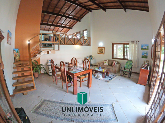 Imagem Imóvel com 7 Quartos à Venda,  em Meaípe - Guarapari