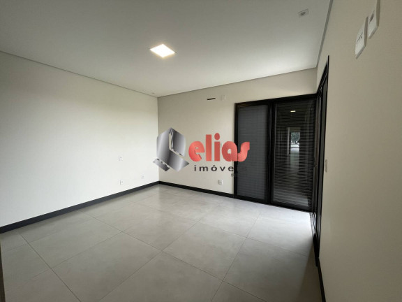 Imagem Casa com 3 Quartos à Venda, 521 m² em Chácaras Odete - Bauru Imagem Casa com 3 Quartos à Venda, 521 m² em Chácaras Odete - Bauru