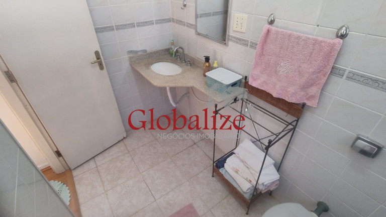 Imagem Imóvel com 3 Quartos à Venda, 139 m² em Encruzilhada - Santos