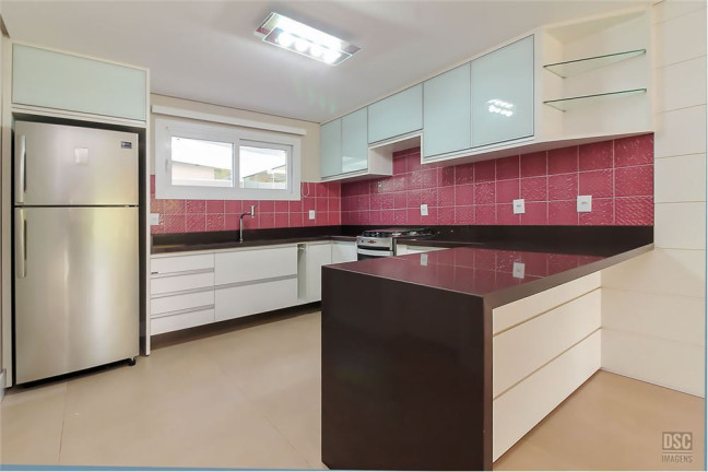 Imagem Casa com 3 Quartos à Venda, em Hípica - Porto Alegre Imagem Casa com 3 Quartos à Venda, em Hípica - Porto Alegre