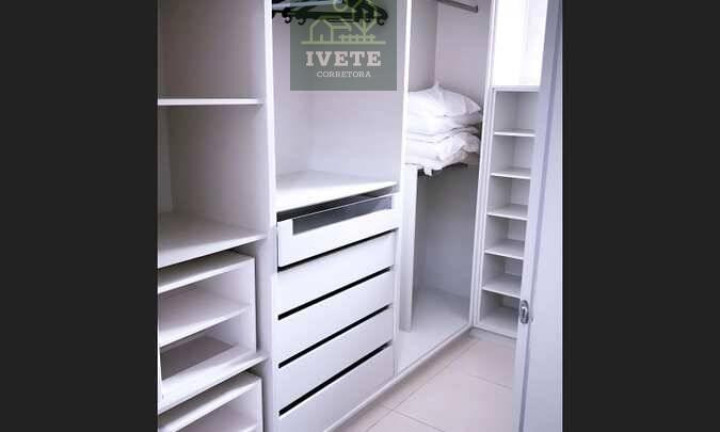 Imagem Casa com 2 Quartos à Venda, 127 m²