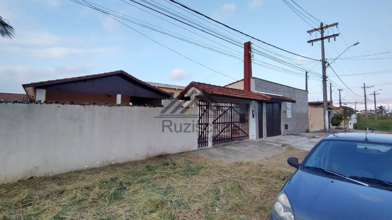 Imagem Casa com 2 Quartos à Venda, 250 m² em Jardim Regina - Itanhaém Imagem Casa com 2 Quartos à Venda, 250 m² em Jardim Regina - Itanhaém