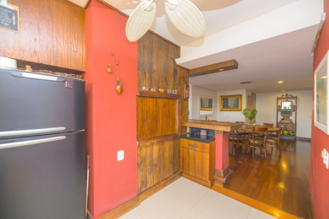 Imagem Apartamento com 3 Quartos à Venda, 350 m² em Rio Branco - Porto Alegre Imagem Apartamento com 3 Quartos à Venda, 350 m² em Rio Branco - Porto Alegre