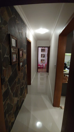 Imagem Casa com 3 Quartos à Venda, 182 m² em Linha Santa Cruz - Santa Cruz Do Sul Imagem Casa com 3 Quartos à Venda, 182 m² em Linha Santa Cruz - Santa Cruz Do Sul
