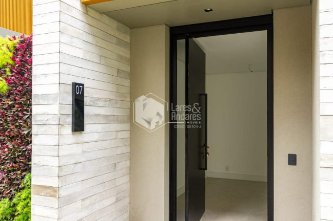 Imagem Casa com 3 Quartos à Venda, 620 m² em Brooklin - São Paulo Imagem Casa com 3 Quartos à Venda, 620 m² em Brooklin - São Paulo