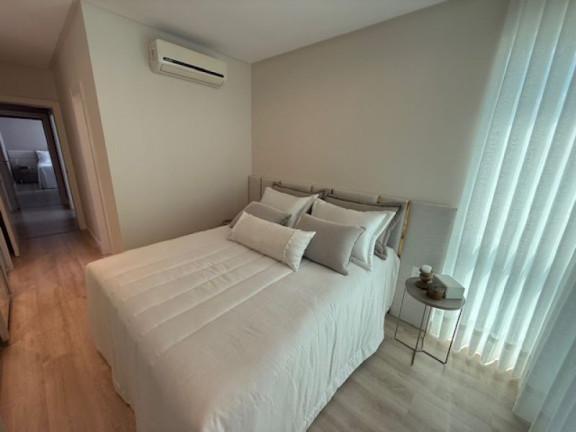 Imagem Apartamento com 3 Quartos à Venda, 135 m² em Centro - Balneário Camboriú Imagem Apartamento com 3 Quartos à Venda, 135 m² em Centro - Balneário Camboriú