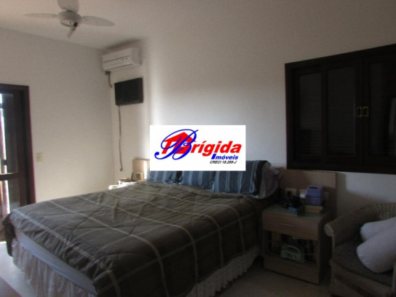 Imagem Casa com 3 Quartos à Venda, 350 m² em Jardim Indaia - Embu Das Artes Imagem Casa com 3 Quartos à Venda, 350 m² em Jardim Indaia - Embu Das Artes