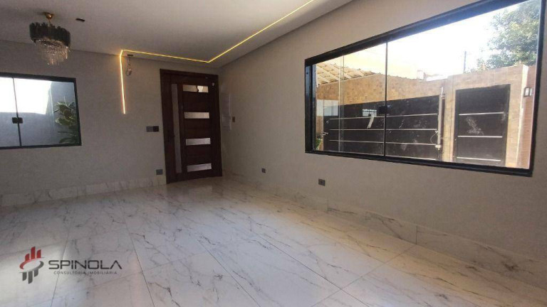 Imagem Casa com 4 Quartos à Venda, 127 m² em Vila Caiçara - Praia Grande Imagem Casa com 4 Quartos à Venda, 127 m² em Vila Caiçara - Praia Grande