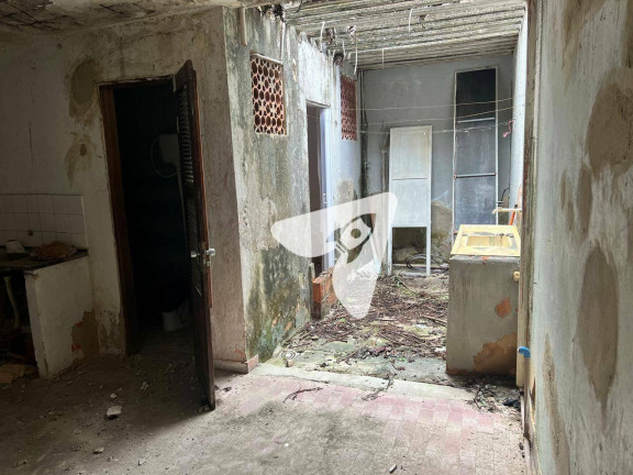 Imagem Casa com 4 Quartos à Venda, 315 m² em Centro - Fortaleza Imagem Casa com 4 Quartos à Venda, 315 m² em Centro - Fortaleza