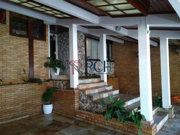 Sobrado com 4 Quartos à Venda, 565 m² em Jardim Leocádia - Sorocaba