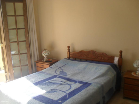 Imagem Casa com 3 Quartos à Venda, 918 m² em Roncon - Ribeirão Pires Imagem Casa com 3 Quartos à Venda, 918 m² em Roncon - Ribeirão Pires