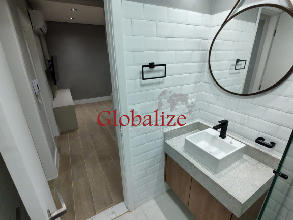 Imagem Imóvel com 2 Quartos à Venda, 65 m² em Boqueirão - Santos