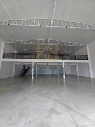 Galpão à Venda, 632 m² em Rio Pequeno - Camboriú